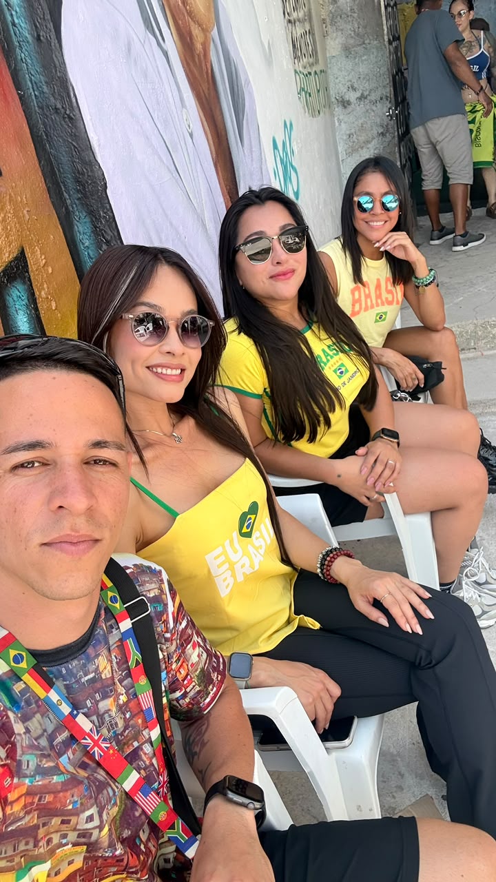 Momento de integração entre visitantes e guia
